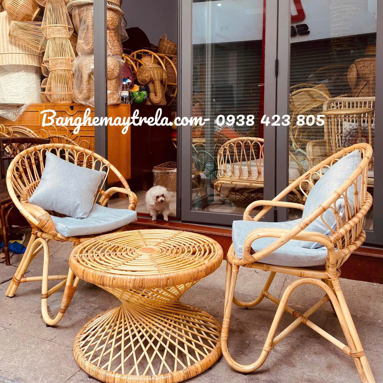 Bàn ghế mây hiên đại